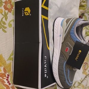 New never worn FitVille shoes size 8EW gray & gray